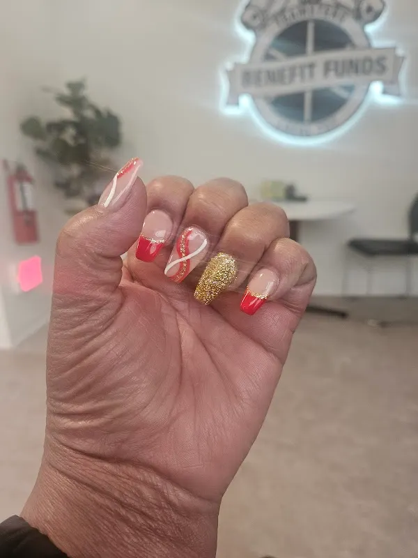 Luxx Nail Lounge Spa — Nail salon in Hammond